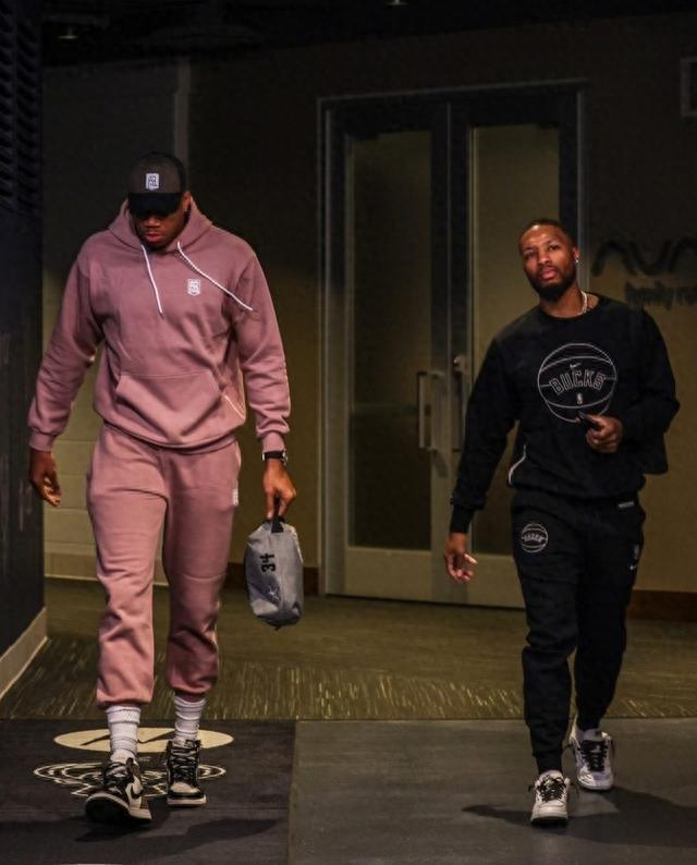 括首个交火 括首个交火